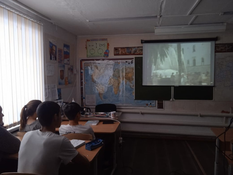 Фильм «Назначаешься внучкой».