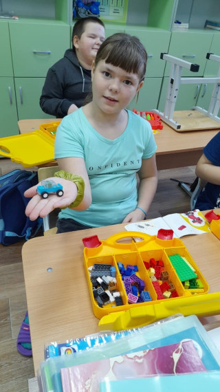 Курс дополнительного образования по лего-конструированию.